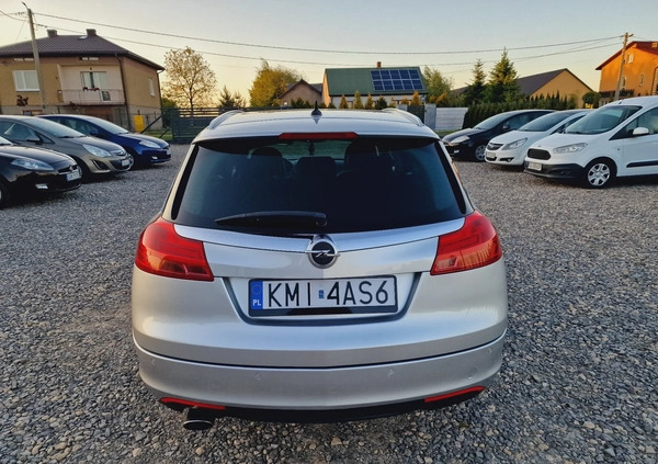 Opel Insignia cena 26900 przebieg: 237000, rok produkcji 2009 z Dobra małe 781